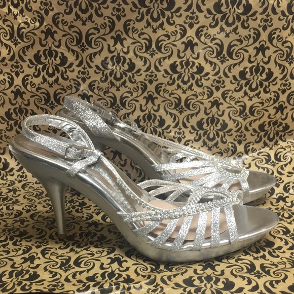 Wild Rose Silver Glitter Rhinestone High Heels 11 - Picture 3 of 12